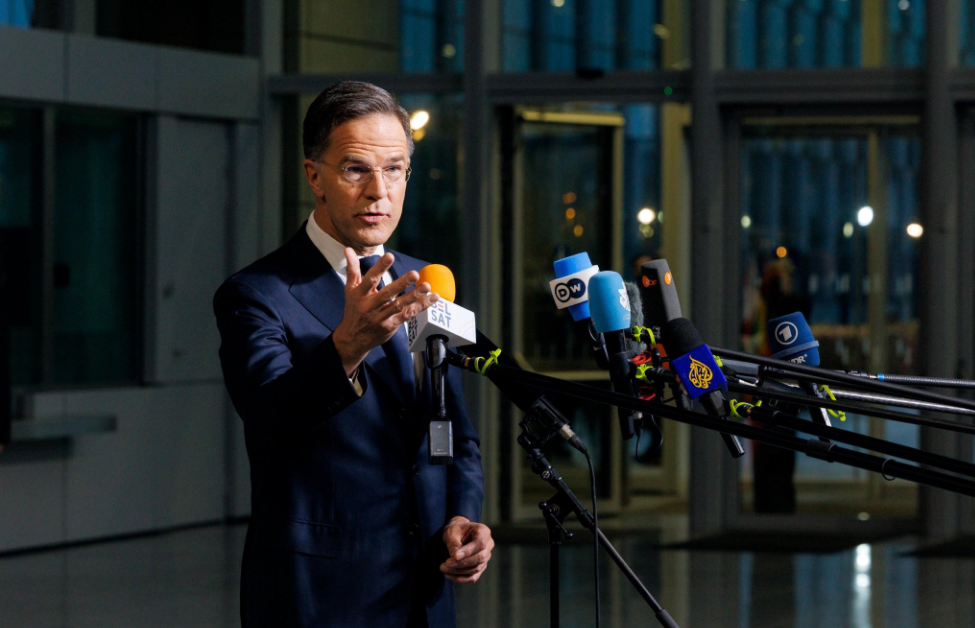 Рютте: головна проблема зараз – війна в Україні, а не Гренландія